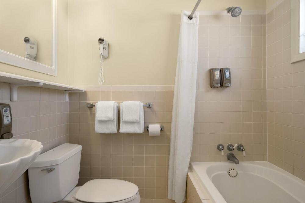 Standard Double Room interior